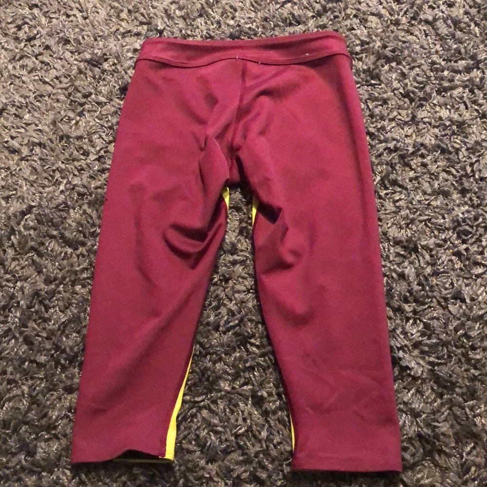 Reversible Reebok workout pants. Cropped. Small. - Picture 5 of 5